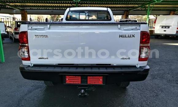 Acheter Occasion Voiture Toyota Hilux Blanc à Maputsoa, Leribe Acheter Occasion Voiture Toyota Hilux Blanc à Maputsoa, Leribe
