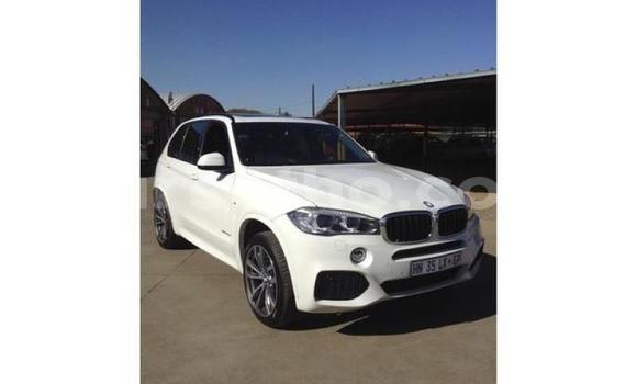 Acheter Occasion Voiture BMW X5 Blanc à Maputsoe, Leribe Acheter Occasion Voiture BMW X5 Blanc à Maputsoe, Leribe