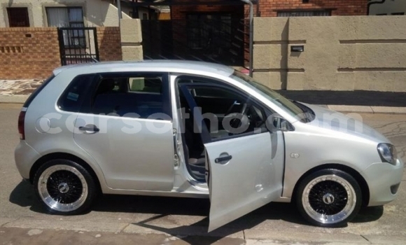 اشتري مستعمل Volkswagen Polo Silver سيارة في Maseru في Maseru اشتري مستعمل Volkswagen Polo Silver سيارة في Maseru في Maseru