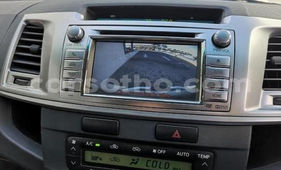 Buy Used Toyota Hilux White Car in Maseru in Maseru Buy Used Toyota Hilux White Car in Maseru in Maseru