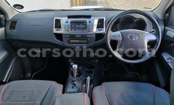Buy Used Toyota Hilux White Car in Maseru in Maseru Buy Used Toyota Hilux White Car in Maseru in Maseru