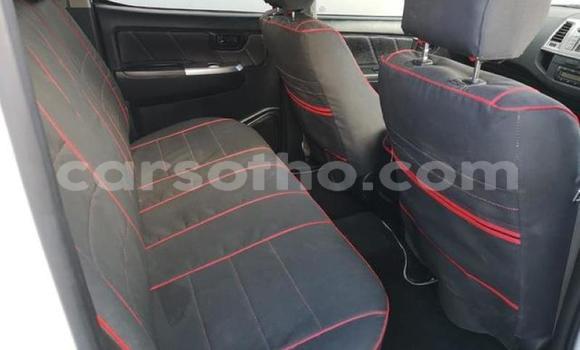 Buy Used Toyota Hilux White Car in Maseru in Maseru Buy Used Toyota Hilux White Car in Maseru in Maseru