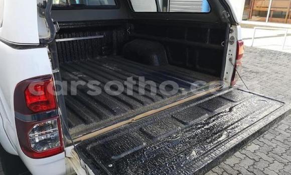 Buy Used Toyota Hilux White Car in Maseru in Maseru Buy Used Toyota Hilux White Car in Maseru in Maseru