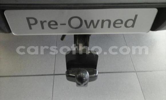 Sayi Na hannu Toyota Hilux White Mota in Maseru a Maseru Sayi Na hannu Toyota Hilux White Mota in Maseru a Maseru