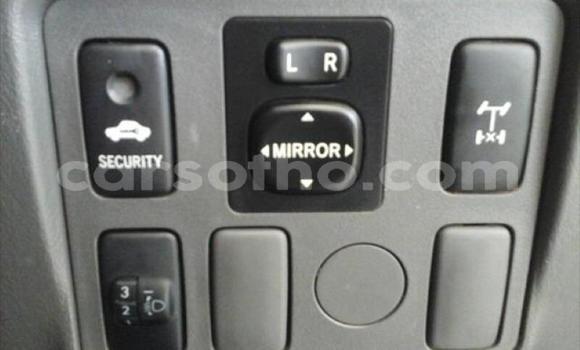 Sayi Na hannu Toyota Hilux White Mota in Maseru a Maseru Sayi Na hannu Toyota Hilux White Mota in Maseru a Maseru