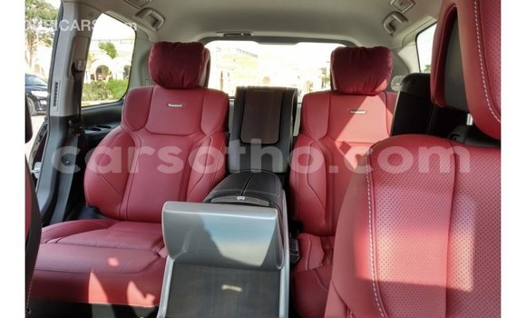 Buy Import Toyota Land Cruiser Black Car in Import - Dubai in Maseru Buy Import Toyota Land Cruiser Black Car in Import - Dubai in Maseru