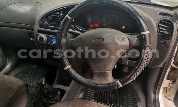 Acheter Occasion Voiture Ford Pickup Blanc à Hlotse, Leribe Acheter Occasion Voiture Ford Pickup Blanc à Hlotse, Leribe