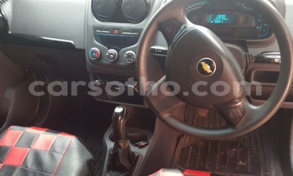 Buy Used Chevrolet S-10 Pickup White Car in Import - Dubai in Maseru Buy Used Chevrolet S-10 Pickup White Car in Import - Dubai in Maseru