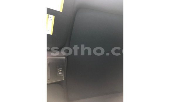 اشتري Imported Ford Club Wagon White سيارة في Import - Dubai في Maseru اشتري Imported Ford Club Wagon White سيارة في Import - Dubai في Maseru