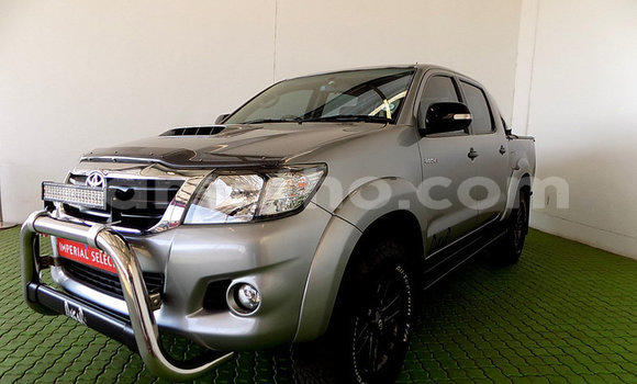 Acheter Occasion Voiture Toyota Hilux Gris à Hlotse, Leribe Acheter Occasion Voiture Toyota Hilux Gris à Hlotse, Leribe