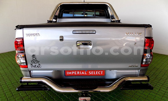 Acheter Occasion Voiture Toyota Hilux Gris à Hlotse, Leribe Acheter Occasion Voiture Toyota Hilux Gris à Hlotse, Leribe