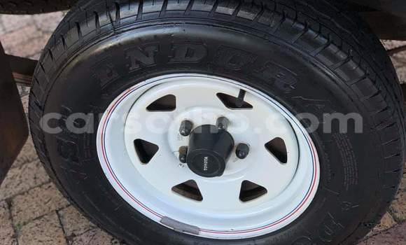 اشتري مستعمل Toyota Hilux Blue سيارة في Maputsoa في Leribe اشتري مستعمل Toyota Hilux Blue سيارة في Maputsoa في Leribe