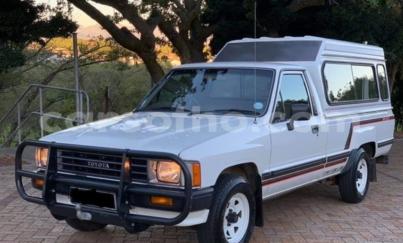 اشتري مستعمل Toyota Hilux Blue سيارة في Maputsoa في Leribe اشتري مستعمل Toyota Hilux Blue سيارة في Maputsoa في Leribe