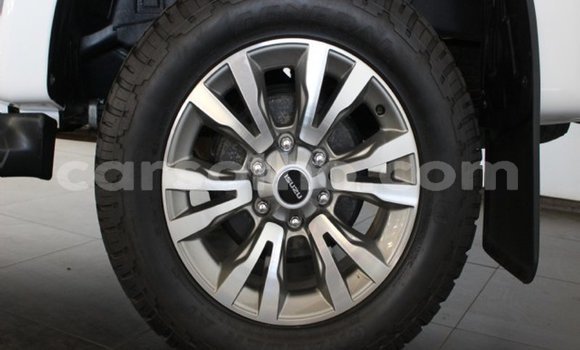 Acheter Occasion Voiture Isuzu KB Blanc à Butha–Buthe, Thaba-Tseka Acheter Occasion Voiture Isuzu KB Blanc à Butha–Buthe, Thaba-Tseka