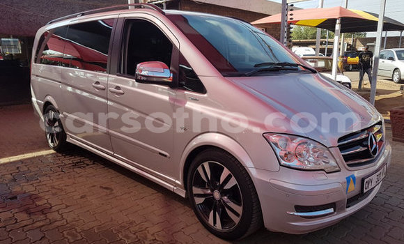 Buy Used Mercedes-Benz Viano Silver Car in Butha–Buthe in Thaba-Tseka Buy Used Mercedes-Benz Viano Silver Car in Butha–Buthe in Thaba-Tseka