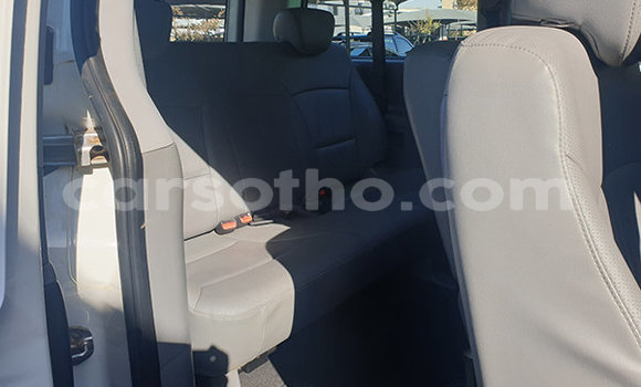 اشتري مستعمل Hyundai H1 White سيارة في Hlotse في Leribe اشتري مستعمل Hyundai H1 White سيارة في Hlotse في Leribe