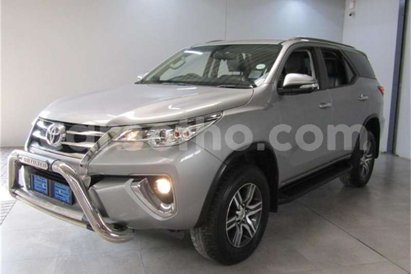 Big with watermark toyota fortuner 2 4gd 6 auto 2016 id 63303491 type main