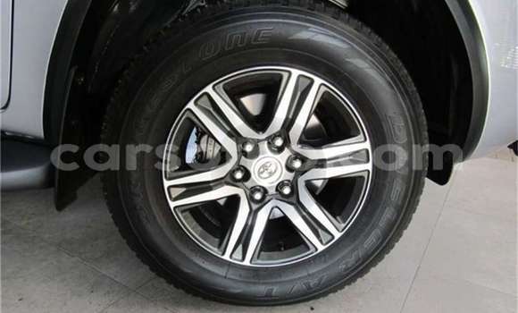 Acheter Occasion Voiture Toyota Fortuner Gris à Maseru, Maseru Acheter Occasion Voiture Toyota Fortuner Gris à Maseru, Maseru
