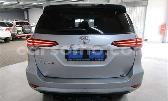 Acheter Occasion Voiture Toyota Fortuner Gris à Maseru, Maseru Acheter Occasion Voiture Toyota Fortuner Gris à Maseru, Maseru