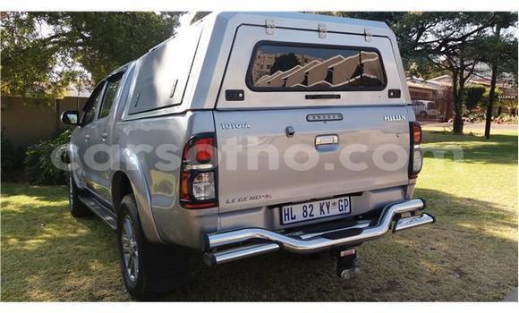 Acheter Occasion Voiture Toyota Hilux Gris à Maseru, Maseru Acheter Occasion Voiture Toyota Hilux Gris à Maseru, Maseru