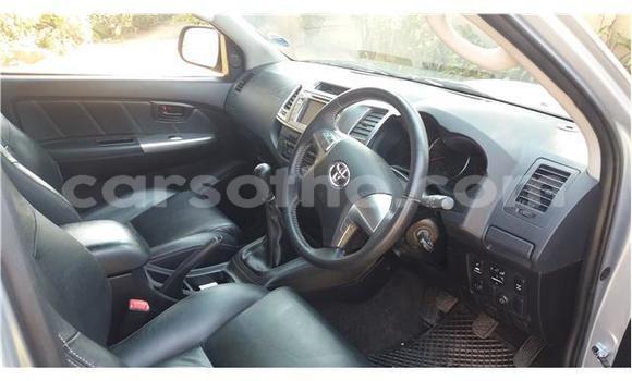 Acheter Occasion Voiture Toyota Hilux Gris à Maseru, Maseru Acheter Occasion Voiture Toyota Hilux Gris à Maseru, Maseru