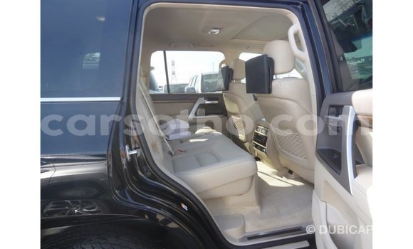 Buy Import Toyota Land Cruiser Black Car in Import - Dubai in Maseru Buy Import Toyota Land Cruiser Black Car in Import - Dubai in Maseru