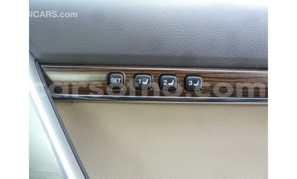 Buy Import Toyota Land Cruiser Black Car in Import - Dubai in Maseru Buy Import Toyota Land Cruiser Black Car in Import - Dubai in Maseru