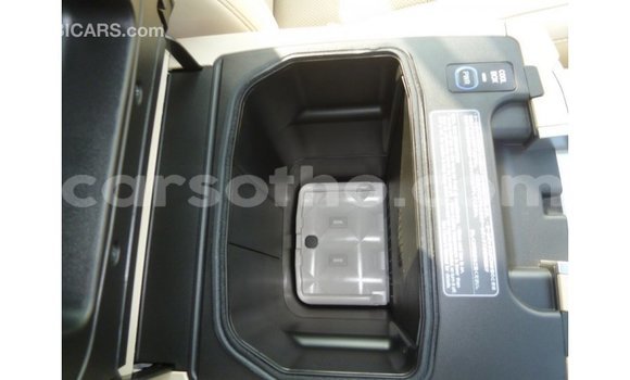 Buy Import Toyota Land Cruiser Black Car in Import - Dubai in Maseru Buy Import Toyota Land Cruiser Black Car in Import - Dubai in Maseru