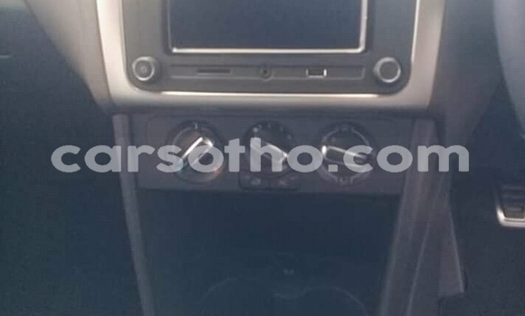 Sayi Na hannu Volkswagen Polo White Mota in Maseru a Maseru Sayi Na hannu Volkswagen Polo White Mota in Maseru a Maseru