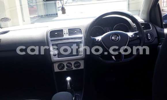 Sayi Na hannu Volkswagen Polo Blue Mota in Thaba–Tseka a Mafeteng Sayi Na hannu Volkswagen Polo Blue Mota in Thaba–Tseka a Mafeteng