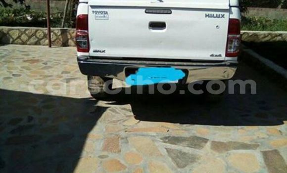 اشتري مستعمل Toyota Hilux White سيارة في Maseru في Maseru اشتري مستعمل Toyota Hilux White سيارة في Maseru في Maseru