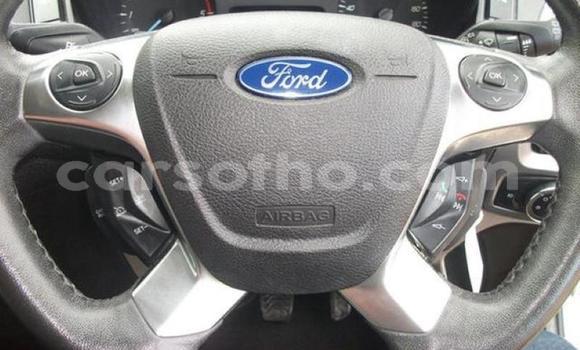 Acheter Occasion Voiture Ford Tourneo Custom Blanc à Maseru, Maseru Acheter Occasion Voiture Ford Tourneo Custom Blanc à Maseru, Maseru