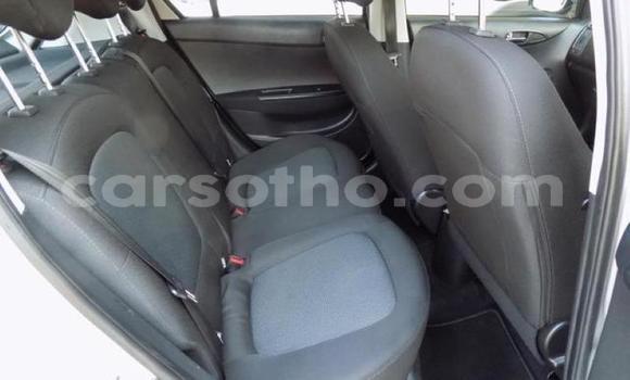 Acheter Occasion Voiture Hyundai i20 Gris à Maseru, Maseru Acheter Occasion Voiture Hyundai i20 Gris à Maseru, Maseru
