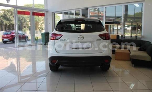 Sayi Na hannu Mazda CX-5 White Mota in Maseru a Maseru Sayi Na hannu Mazda CX-5 White Mota in Maseru a Maseru