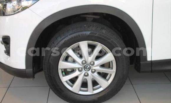 Sayi Na hannu Mazda CX-5 White Mota in Maseru a Maseru Sayi Na hannu Mazda CX-5 White Mota in Maseru a Maseru