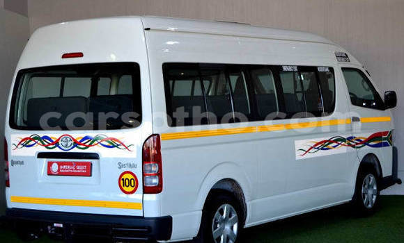 Sayi Na hannu Toyota Hiace White Mota in Quthing a Butha-Buthe Sayi Na hannu Toyota Hiace White Mota in Quthing a Butha-Buthe