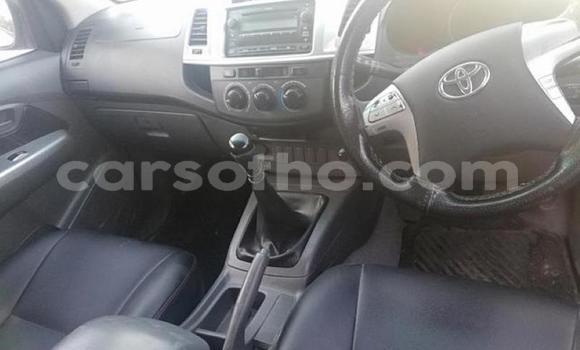 Buy Used Toyota Hilux White Car in Maseru in Maseru Buy Used Toyota Hilux White Car in Maseru in Maseru