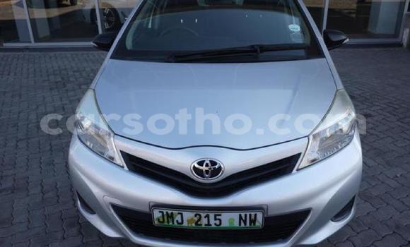 Sayi Na hannu Toyota Yaris Blue Mota in Maseru a Maseru Sayi Na hannu Toyota Yaris Blue Mota in Maseru a Maseru