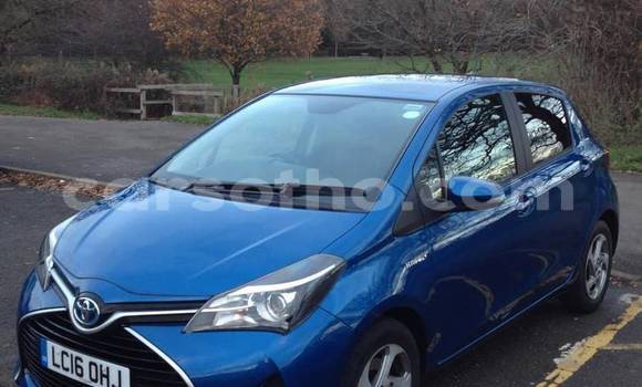 Buy Used Toyota Yaris Blue Car in Maputsoe in Leribe Buy Used Toyota Yaris Blue Car in Maputsoe in Leribe