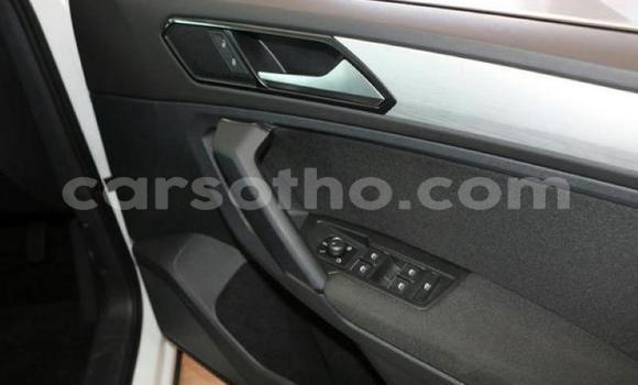Sayi Na hannu Volkswagen Tiguan White Mota in Hlotse a Leribe Sayi Na hannu Volkswagen Tiguan White Mota in Hlotse a Leribe