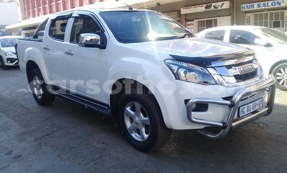 اشتري مستعمل Isuzu KB White سيارة في Maseru في Maseru اشتري مستعمل Isuzu KB White سيارة في Maseru في Maseru