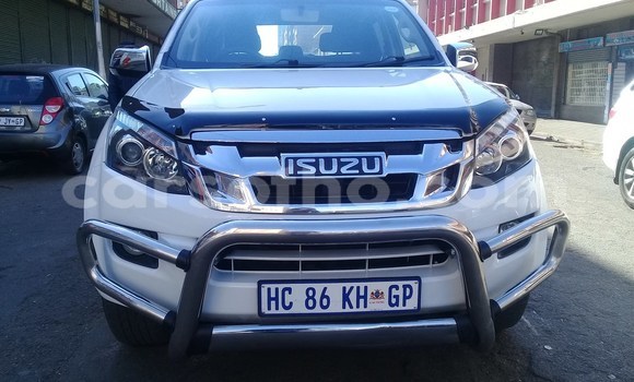 اشتري مستعمل Isuzu KB White سيارة في Maseru في Maseru اشتري مستعمل Isuzu KB White سيارة في Maseru في Maseru