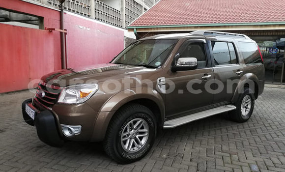 Acheter Occasion Voiture Ford Everest Beige à Butha–Buthe, Thaba-Tseka Acheter Occasion Voiture Ford Everest Beige à Butha–Buthe, Thaba-Tseka