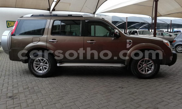 Acheter Occasion Voiture Ford Everest Beige à Butha–Buthe, Thaba-Tseka Acheter Occasion Voiture Ford Everest Beige à Butha–Buthe, Thaba-Tseka