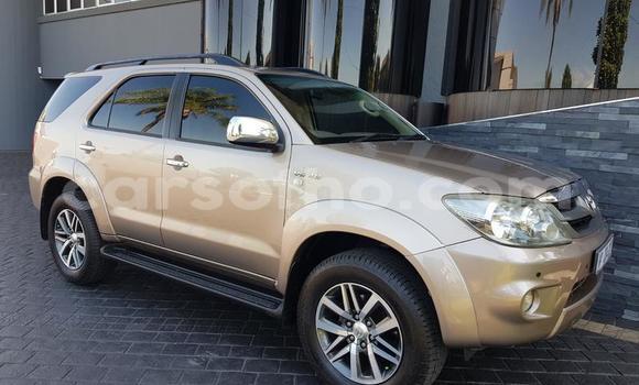 Buy Used Toyota Fortuner Silver Car in Maseru in Maseru Buy Used Toyota Fortuner Silver Car in Maseru in Maseru