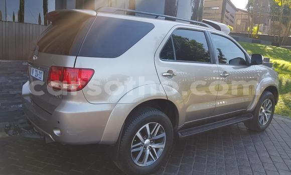 Buy Used Toyota Fortuner Silver Car in Maseru in Maseru Buy Used Toyota Fortuner Silver Car in Maseru in Maseru