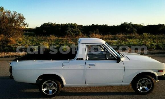 اشتري مستعمل Nissan Pickup White سيارة في Maseru في Maseru اشتري مستعمل Nissan Pickup White سيارة في Maseru في Maseru