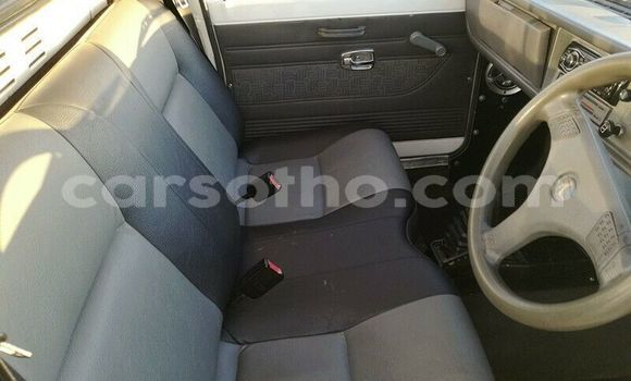 اشتري مستعمل Nissan Pickup White سيارة في Maseru في Maseru اشتري مستعمل Nissan Pickup White سيارة في Maseru في Maseru