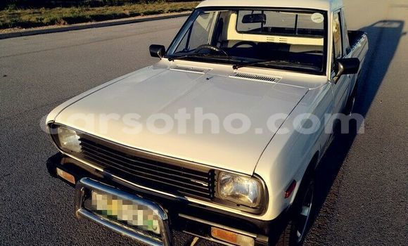 اشتري مستعمل Nissan Pickup White سيارة في Maseru في Maseru اشتري مستعمل Nissan Pickup White سيارة في Maseru في Maseru