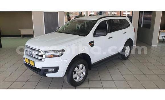اشتري مستعمل Ford Everest White سيارة في Maseru في Maseru اشتري مستعمل Ford Everest White سيارة في Maseru في Maseru